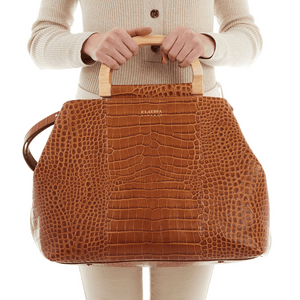 
                
                    Load image into Gallery viewer, Damiana - Borsa oversize in cocco Marrone
                
            